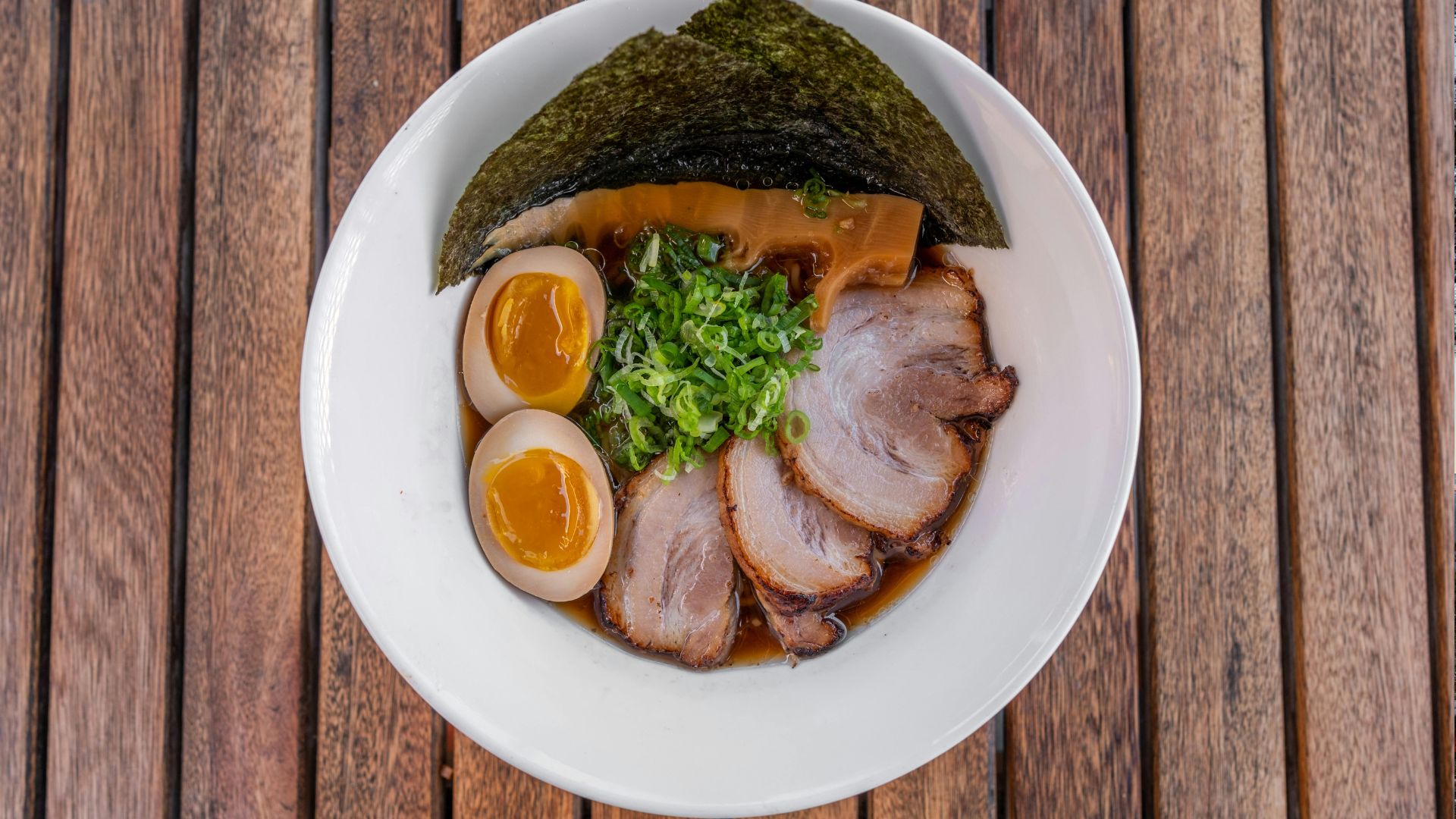 ramen prato japones